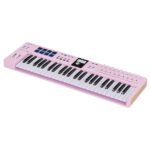 Découvrez notre avis de musicien sur le Arturia KeyLab Ess. 49 MK3 Rose Quartz