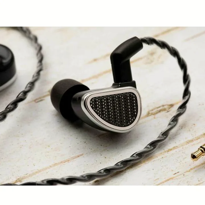64 Audio Duo , Comparatif, Test & Avis