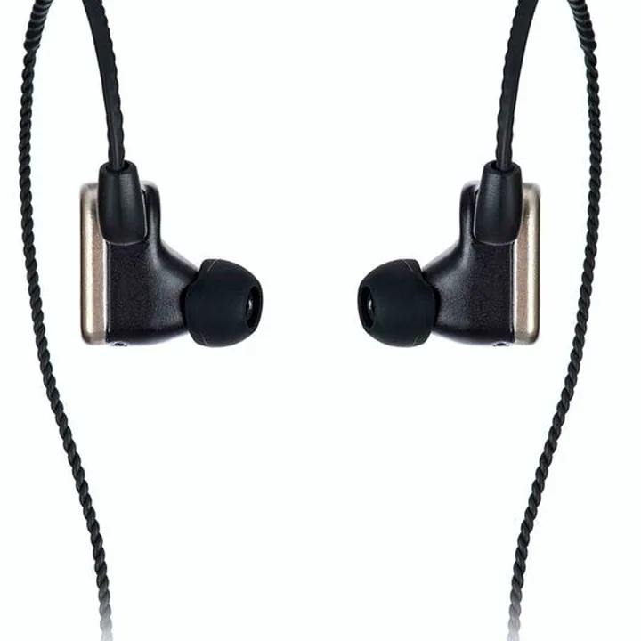 64 Audio tia Trió , Test, Avis, Comparatif