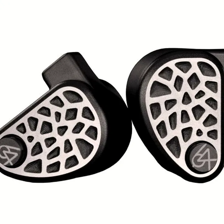 64 Audio U18s , Test, Avis et Comparatif