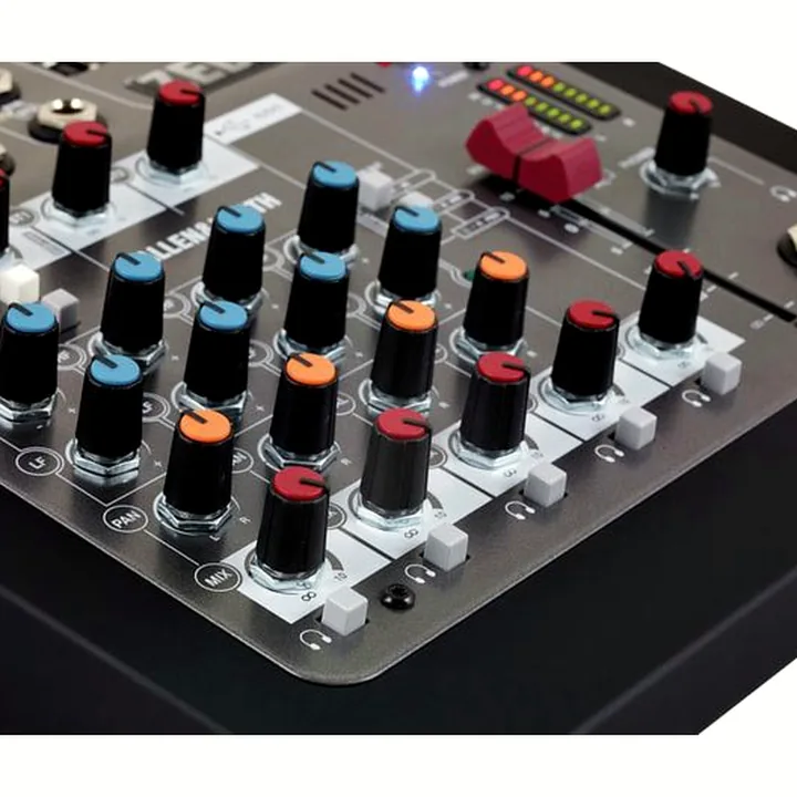Allen & Heath ZEDi-8 , Test et Avis