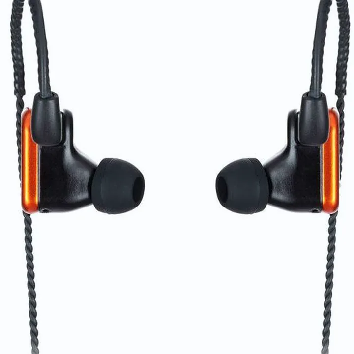 Avis et Test : 64 Audio tia Fourté