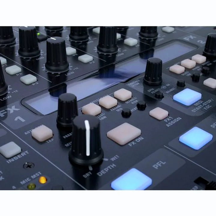 Avis et Test : Behringer DDM4000