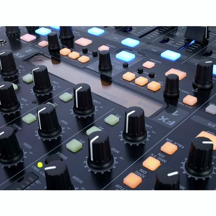 Avis et Test : Behringer DDM4000