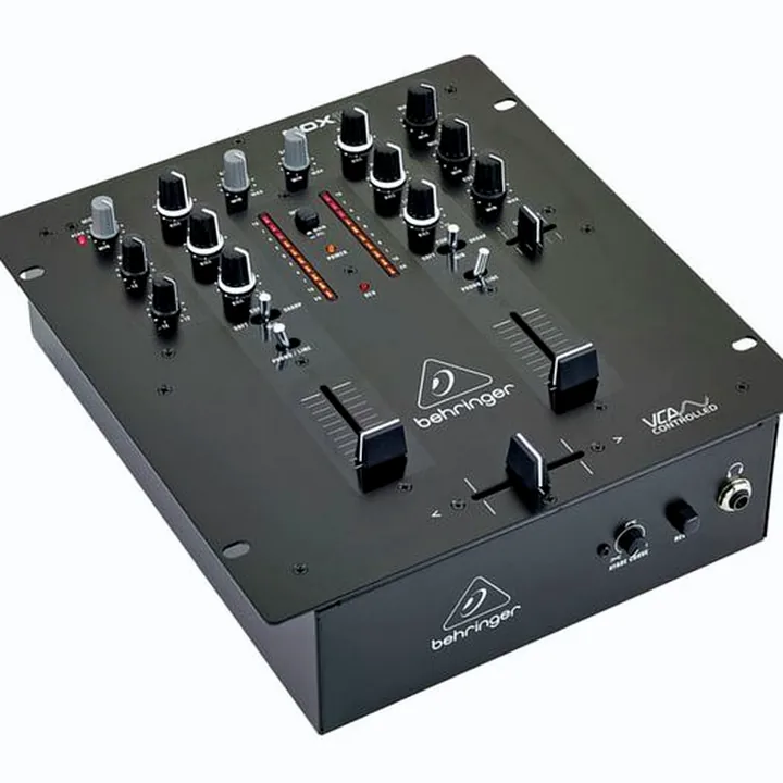 Avis et Test : Behringer NOX101 DJ-Mixer