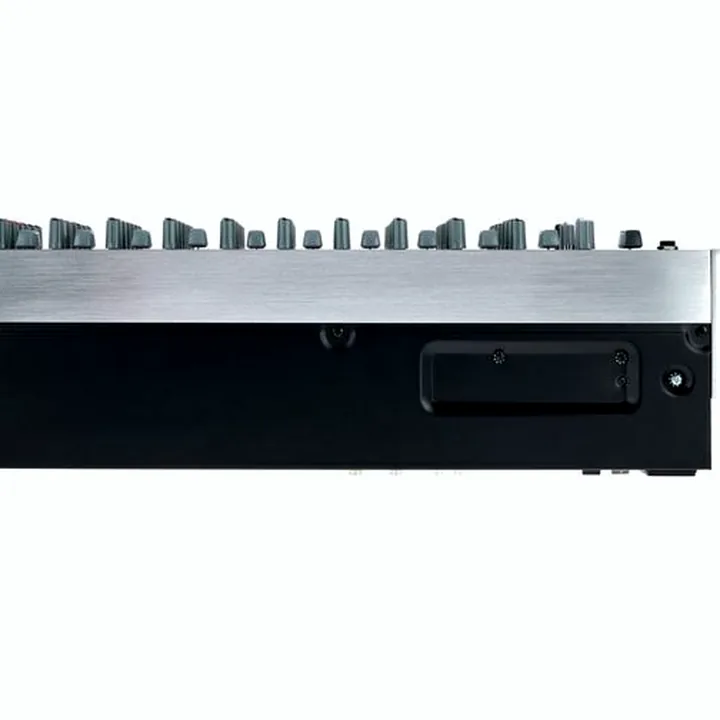 Avis et Test : Behringer RX1202FX V2