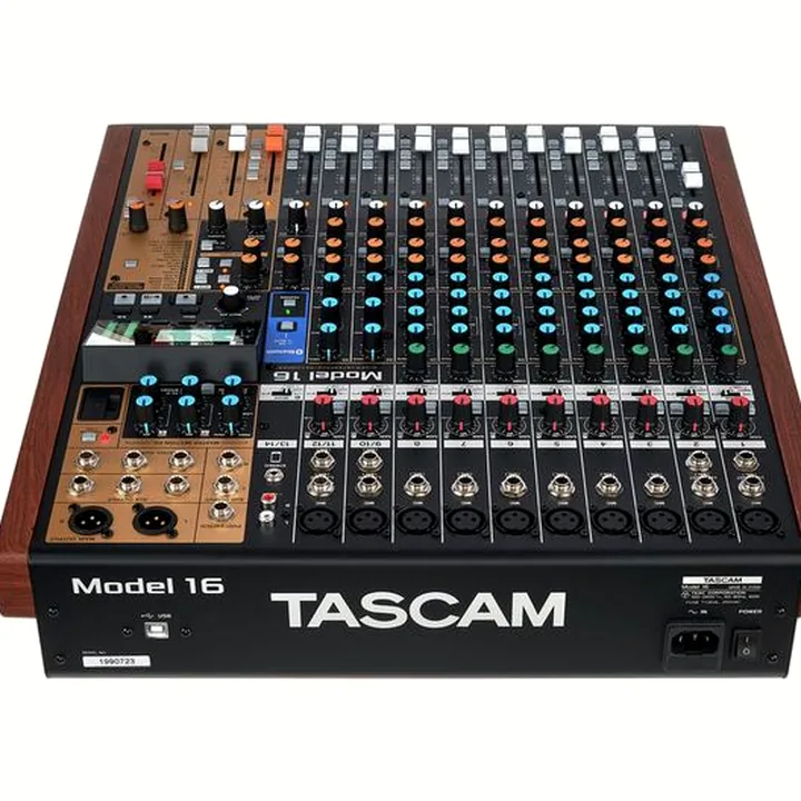 Avis et Test : Tascam Model 16