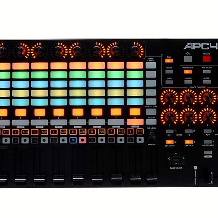 Avis, Test : AKAI Professional APC 40 Mk2 Bag Bundle