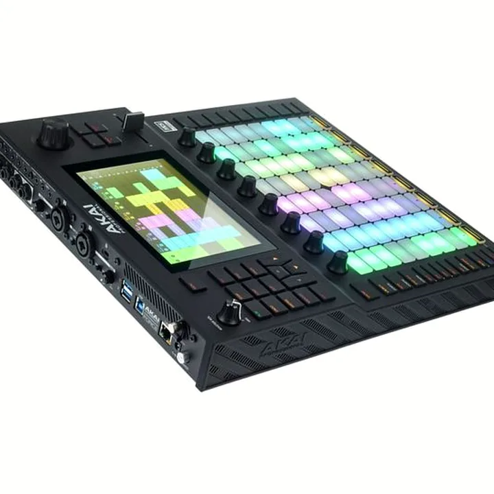 Avis & Test : AKAI Professional Force
