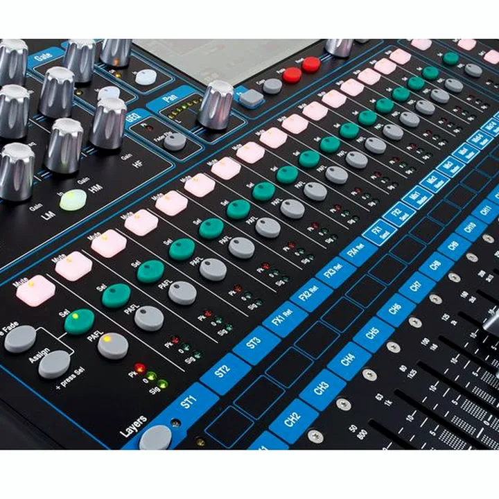 Avis, Test : Allen & Heath Qu-16 Chrome Bundle