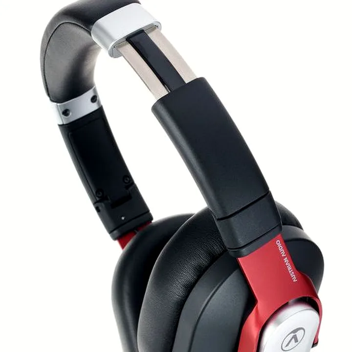 Avis, Test : Austrian Audio Hi-X15