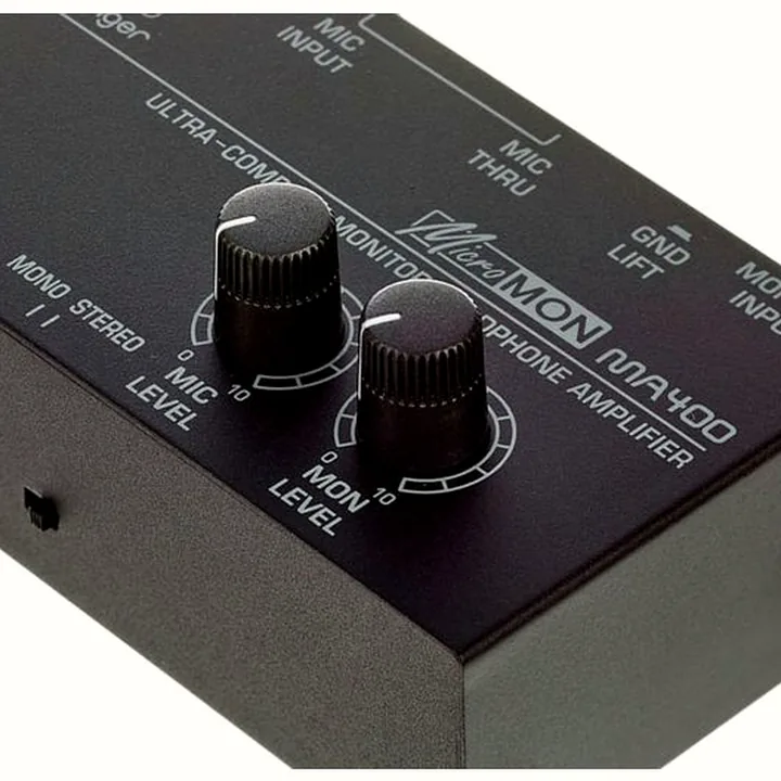 Avis, Test : Behringer MA400