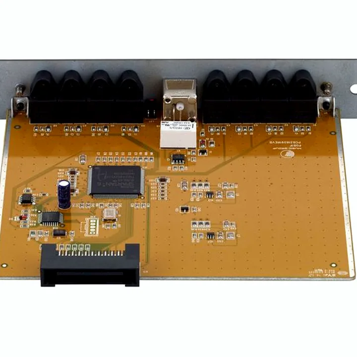 Avis, Test : Behringer X-Adat
