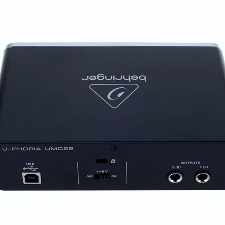 Avis & Test de l’interface audio Behringer U-Phoria UMC22