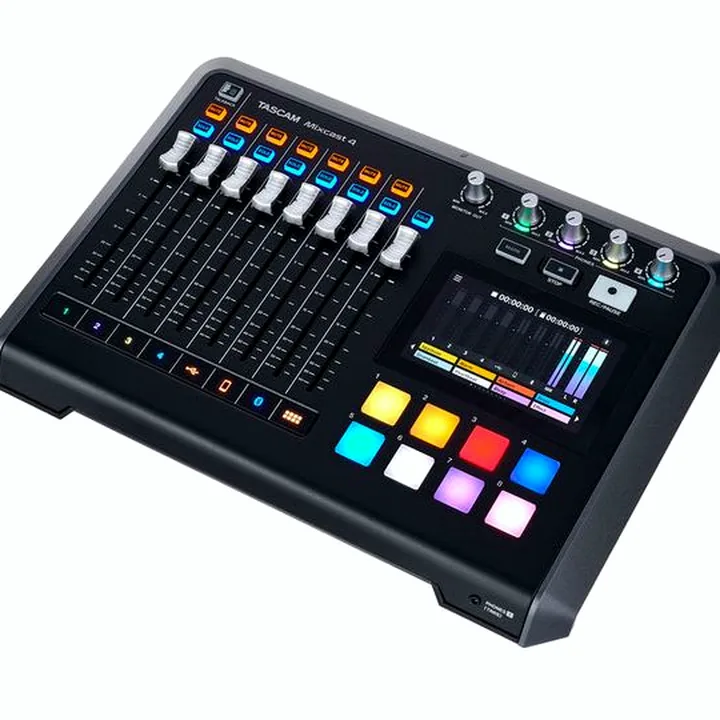 Avis & Test de l’interface audio Tascam Mixcast 4 Case Bundle