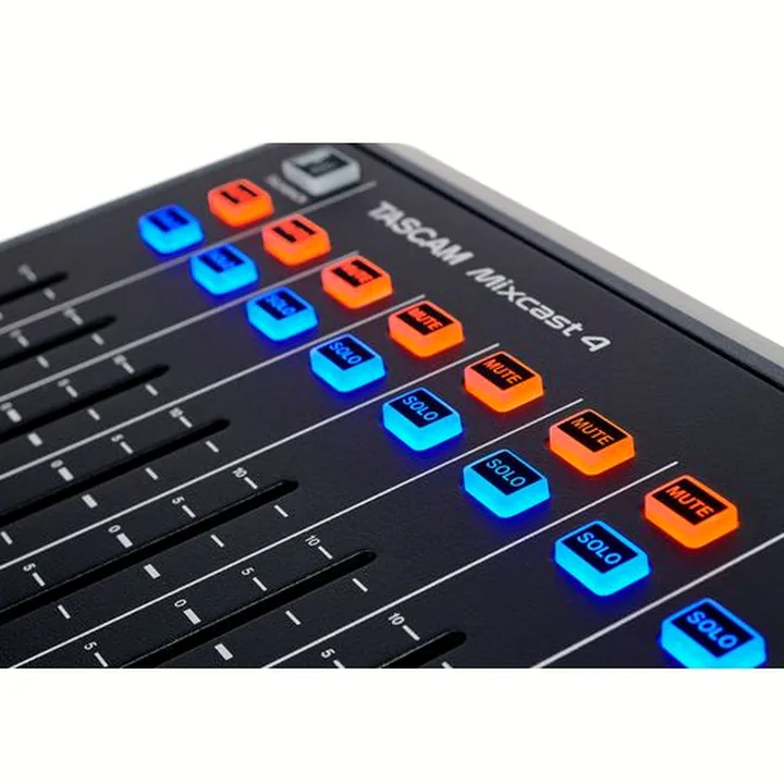 Avis & Test de l’interface audio Tascam Mixcast 4 Case Bundle