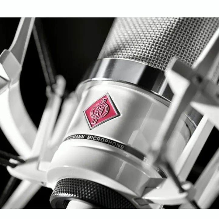 Avis & Test du micro Neumann TLM 102 White Edition