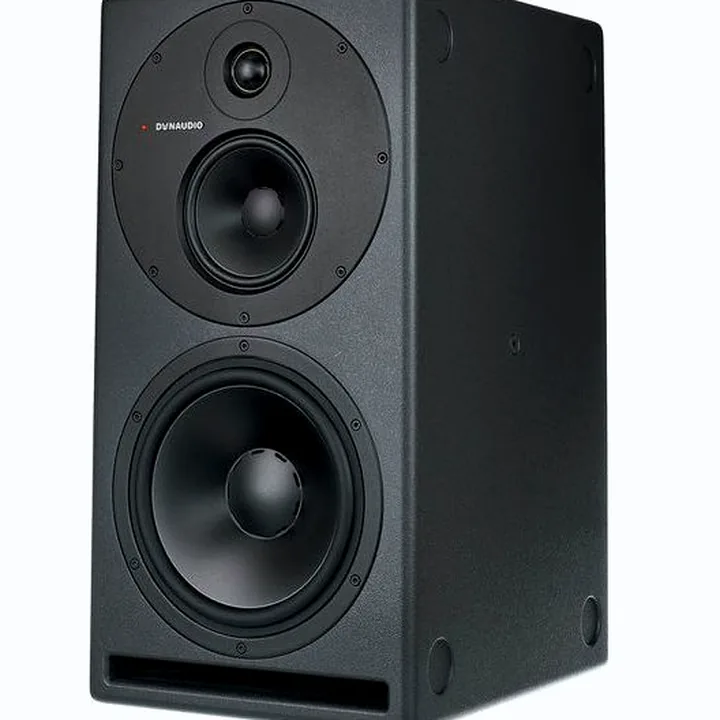 Avis, Test : Dynaudio Core 59