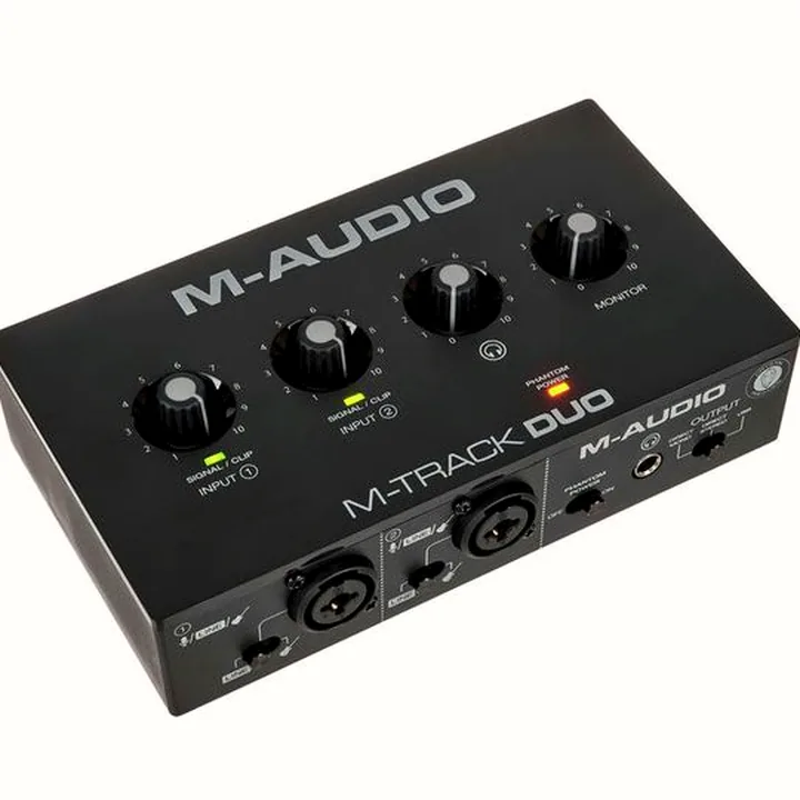 Avis, Test Interface audio M-Audio M-Track DUO