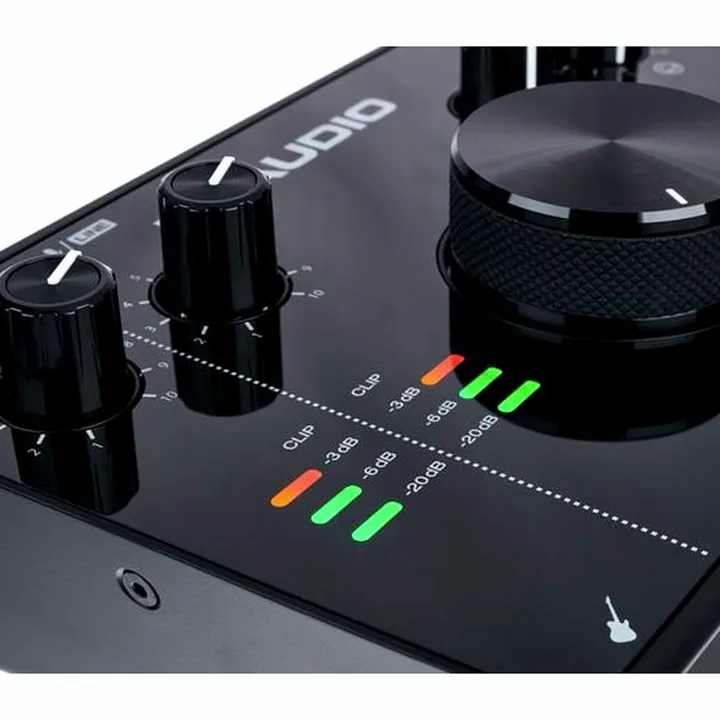 Avis, Test : M-Audio AIR 192|6
