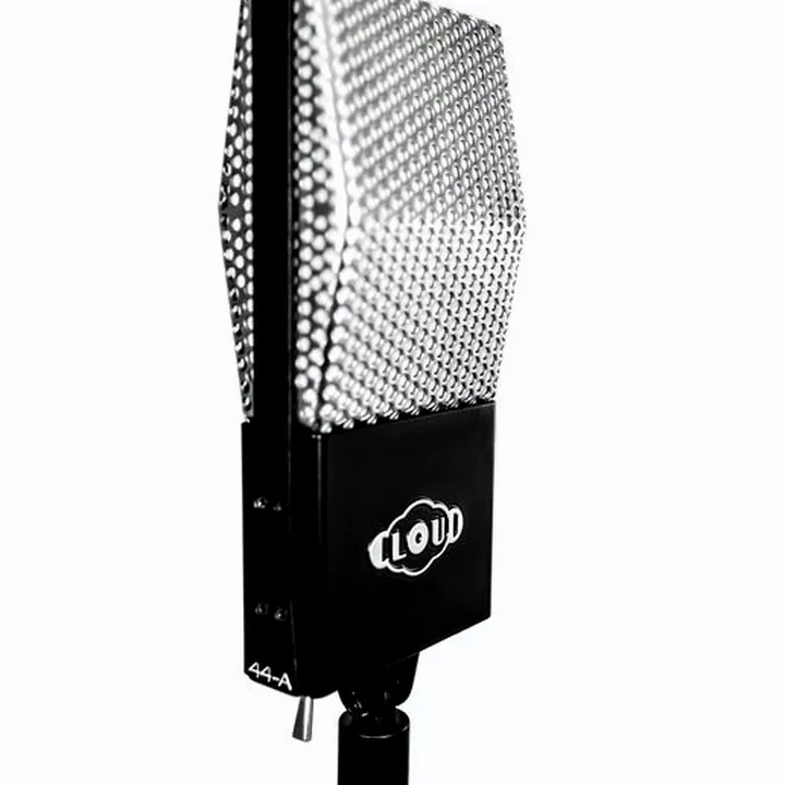 Avis, Test micro Cloud Microphones 44-A