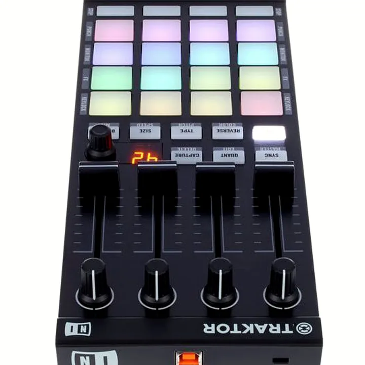 Avis, Test : Native Instruments Traktor Kontrol F1 Bundle