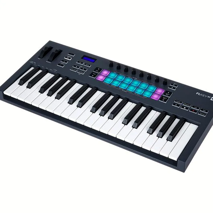 Avis, Test : Novation FLkey 37 Fruity Bundle