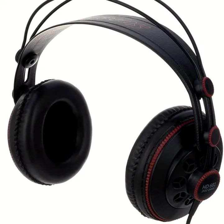 Avis & Test : Superlux HD-681