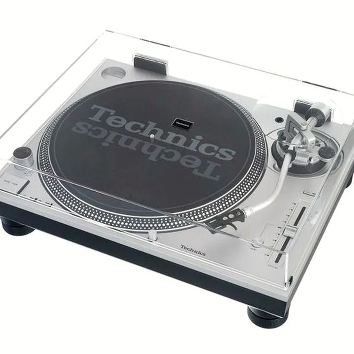 Avis, Test : Technics SL-1200MK7