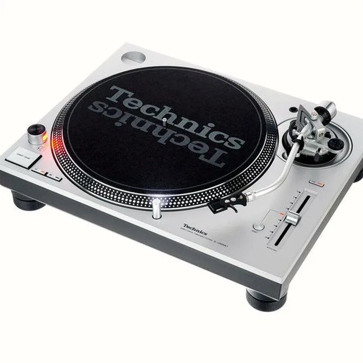 Avis, Test : Technics SL-1200MK7