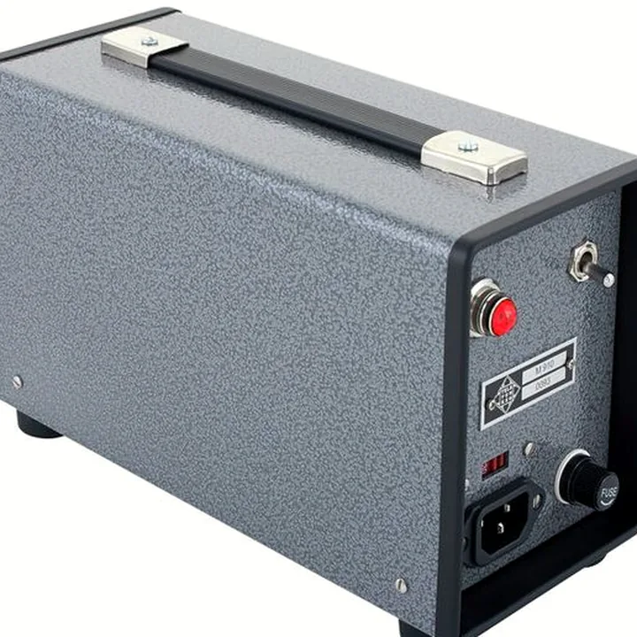 Avis, Test : Telefunken C-12