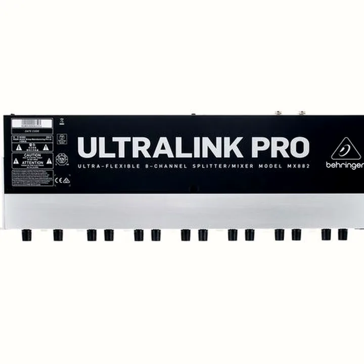 Behringer MX882 V2 Test, Comparatif & Avis