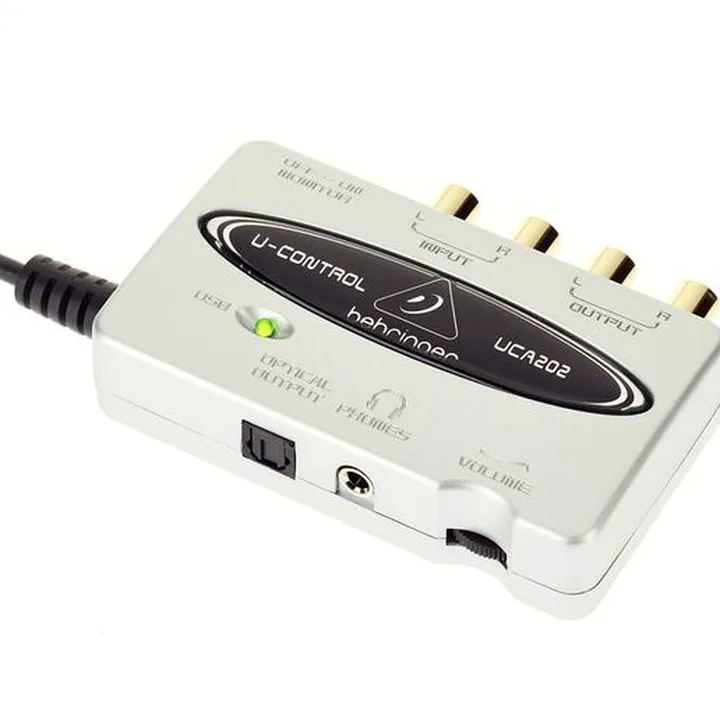 Behringer U-Control UCA202 , Avis, Test & Comparatif
