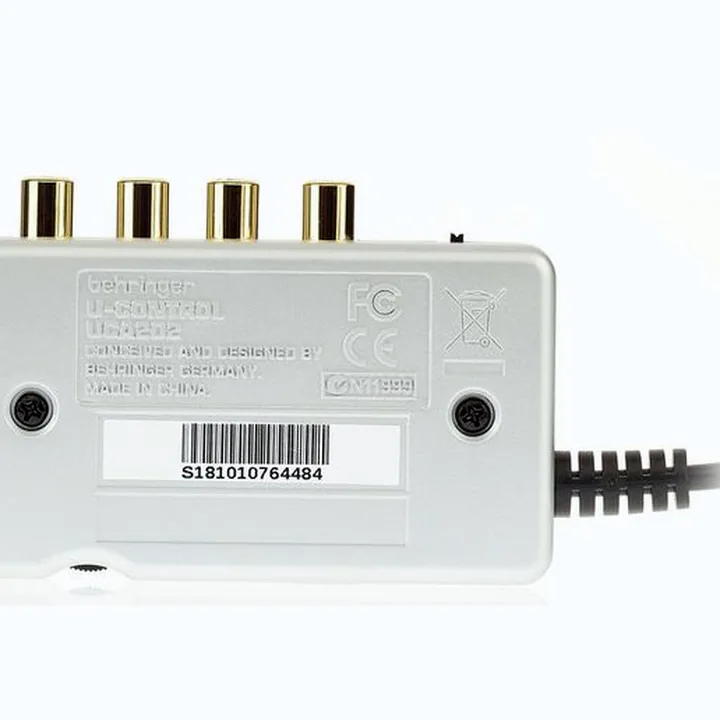 Behringer U-Control UCA202 , Avis, Test & Comparatif