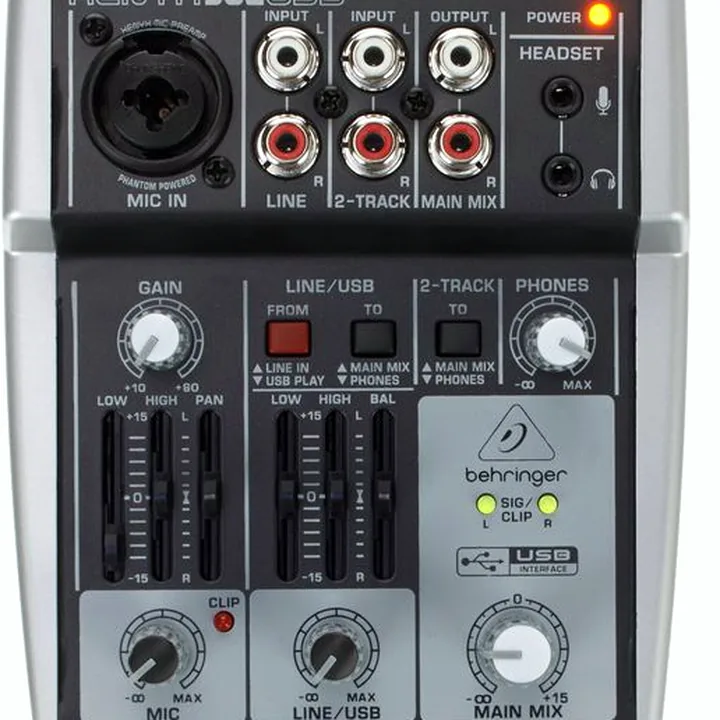 Behringer Xenyx 302USB Case Bundle , Test, Avis & Comparatif