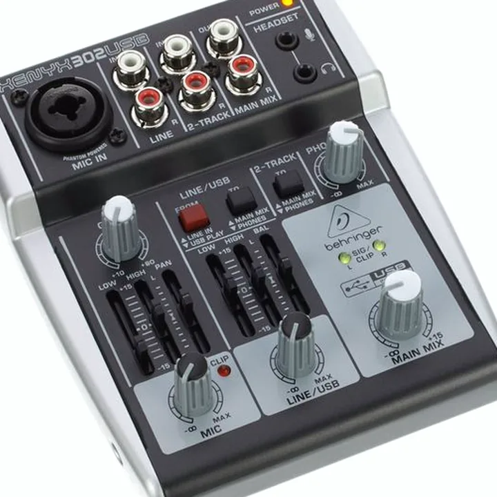 Behringer Xenyx 302USB Case Bundle , Test, Avis & Comparatif