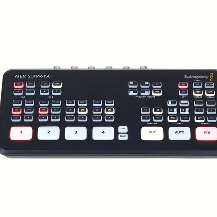 Blackmagic Design ATEM SDI Pro ISO – Comparatif, Avis, Test