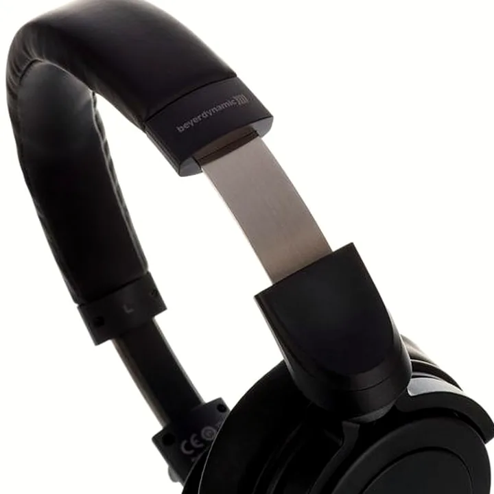 Casque beyerdynamic DT-240 Pro : Comparatif, Avis, Test