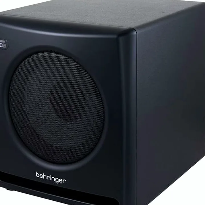Enceinte Behringer NEKKST K10S / Test, Comparatif, Avis