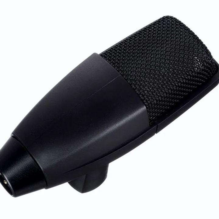 Faut-il investir dans ce micro Sennheiser ? Avis sur le Sennheiser MD 421 Kompakt Cordial Bundle