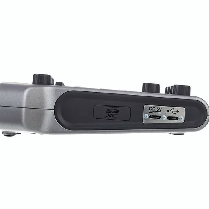 Interface audio Zoom PodTrak P4 BTA-2 Bundle , Test, Avis et Comparatif