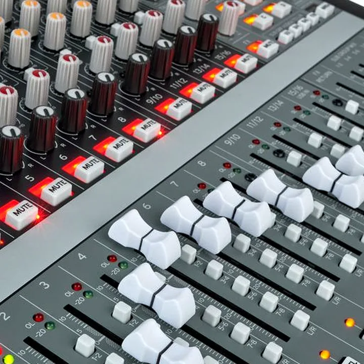 Korg MW-1608 – Avis, Comparatif & Test
