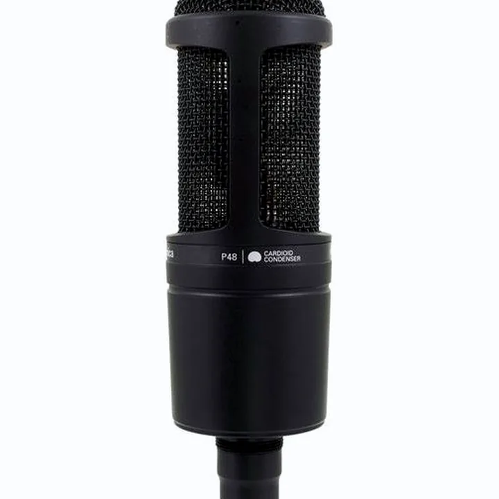 Le micro Audio-Technica AT 2020 Bundle – Avis & Test
