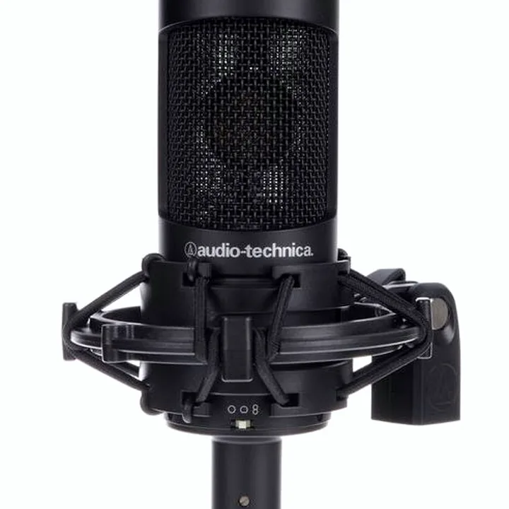 Le micro Audio-Technica AT 2050 Bundle , Avis, Comparatif, Test