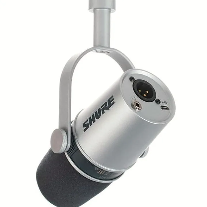 Le micro Shure MV 7 Silver Test et Avis