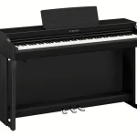 Le piano Yamaha CLP-825 B Set – Avis, Test