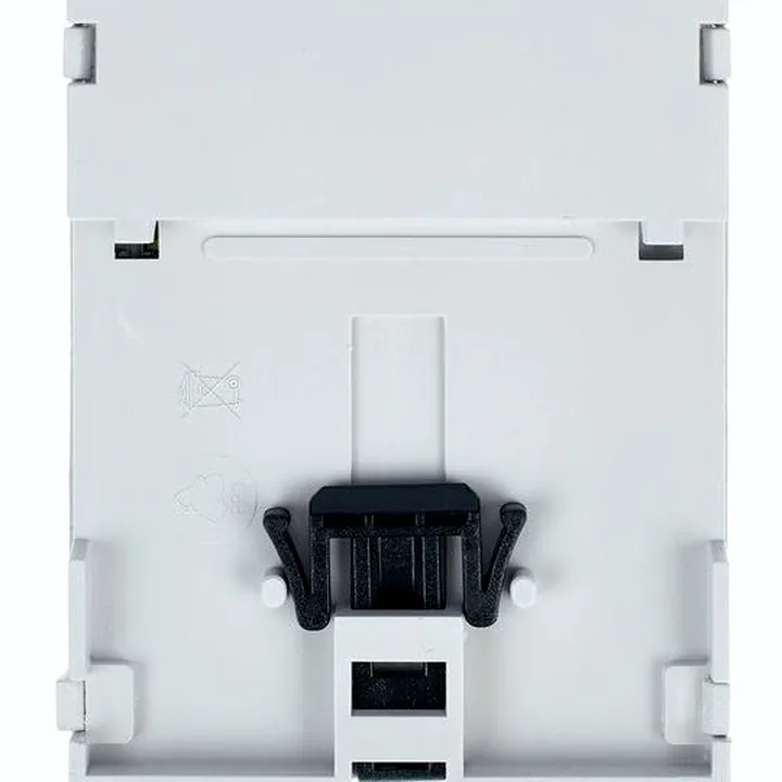 Maintronic AV30 100V Mi AmplifierDIN-Rail / Test & Avis