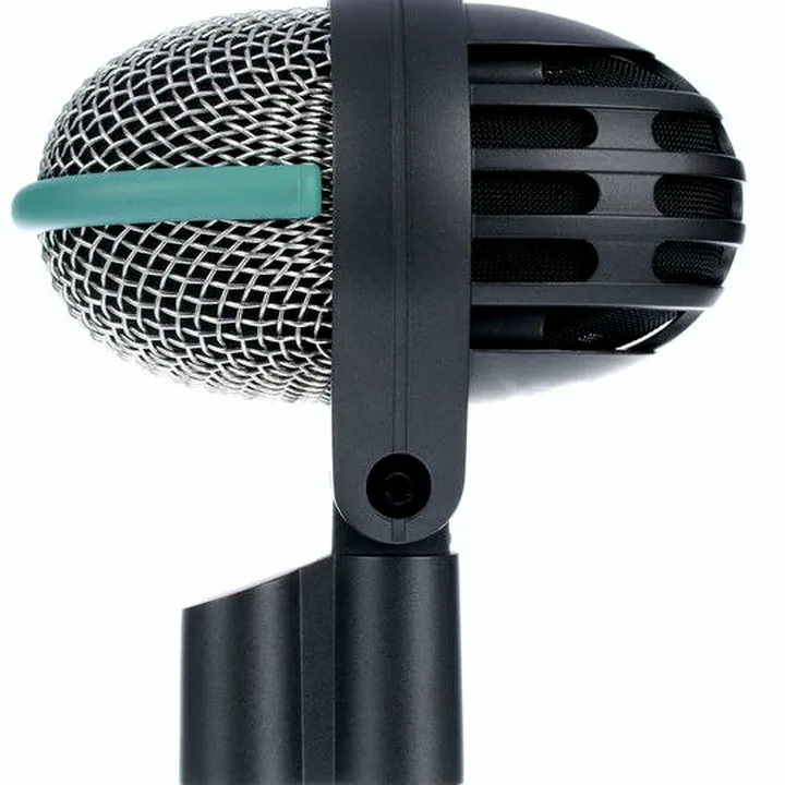 Test & Avis micro AKG D 112 MKII