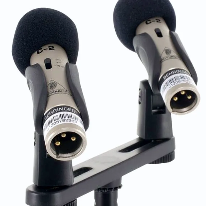 Avis, Test : Behringer C-2 Stereoset