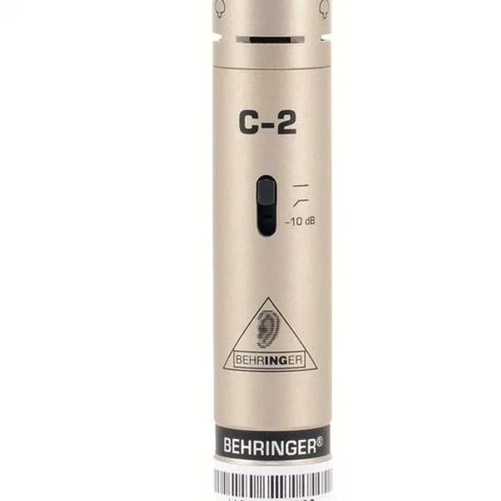 Avis, Test : Behringer C-2 Stereoset